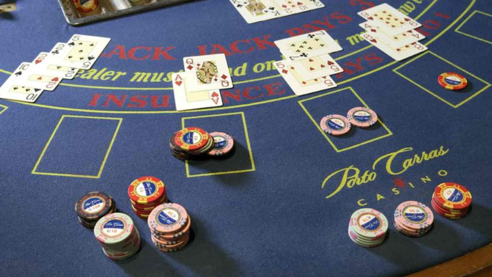 Woman casino theme party dress Ideas for Casino Themed Party Outfits